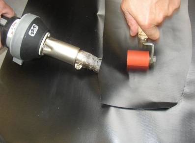 Contrôle professionnel d’une toile technique avant réparation